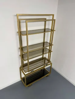 Étagère en laiton et verre design italien des années 70 vintage