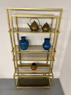 Étagère en laiton et verre design italien des années 70 vintage