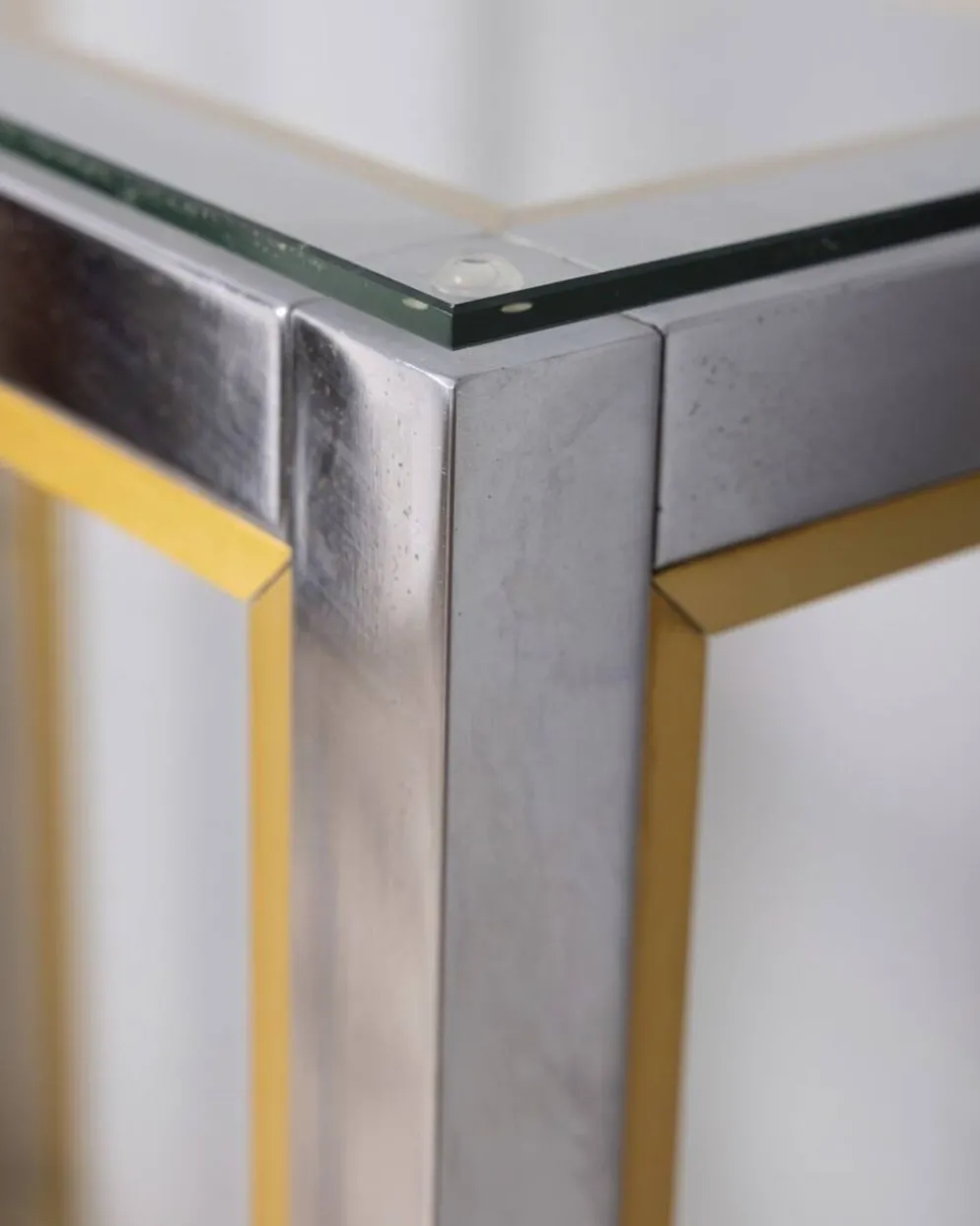 Étagère en métal et verre des années 1970, conçue par renato zevi