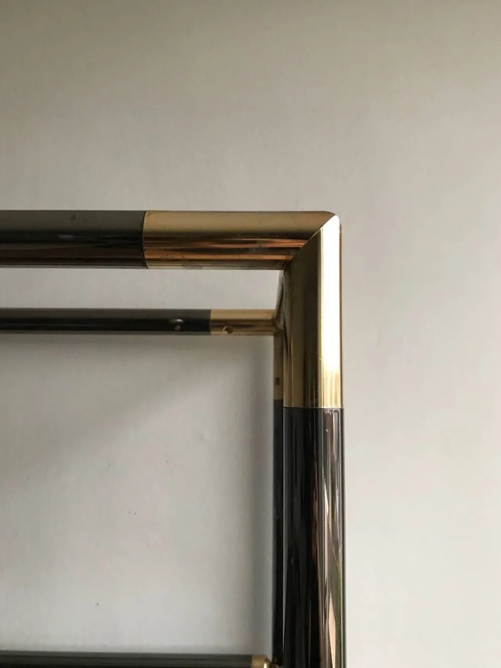 Étagère en métal et verre - Italie années 1970