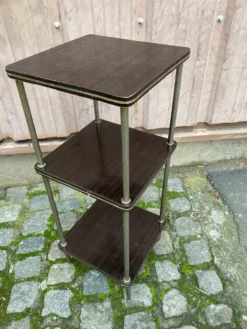 Étagère en palissandre et laiton doré 3 plateaux 1960