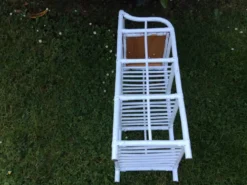 Étagère en rotin