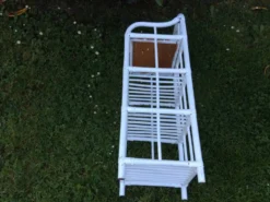 Étagère en rotin