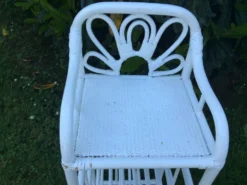 Étagère en rotin