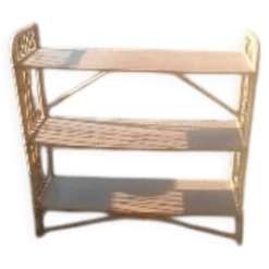 Étagère en rotin