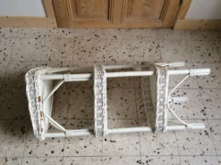 Étagère en rotin