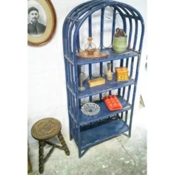Étagère en rotin bleue