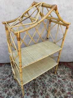 Étagère en Rotin chapeau chinois des années 60 Suède