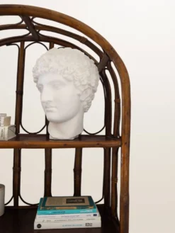 Étagère en rotin cintré — 173 cm