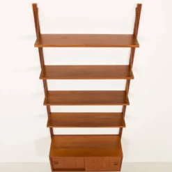 Étagère en teck danois dans le style de Poul Cadovius, années 1960.