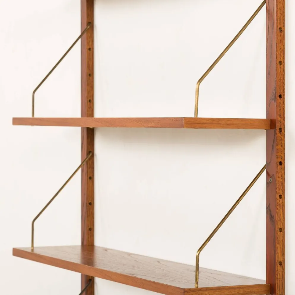 Étagère en teck danois dans le style de Poul Cadovius, années 1960.
