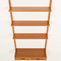 Étagère en teck scandinave des années 1970 avec un console.