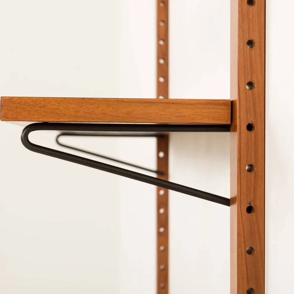 Étagère en teck scandinave des années 1970 avec un console.