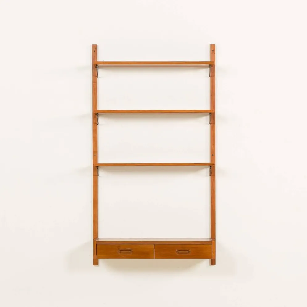 Étagère en teck scandinave des années 1970 avec un console.
