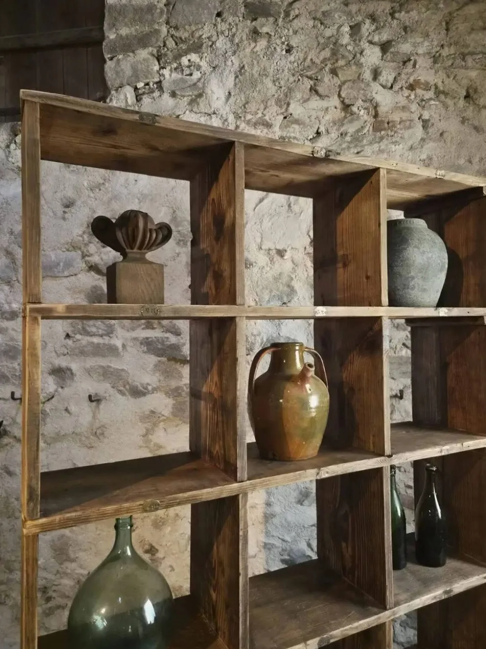 Étagère industrielle ancienne / séparateur de pièce en pin, France, début du 20ème siècle