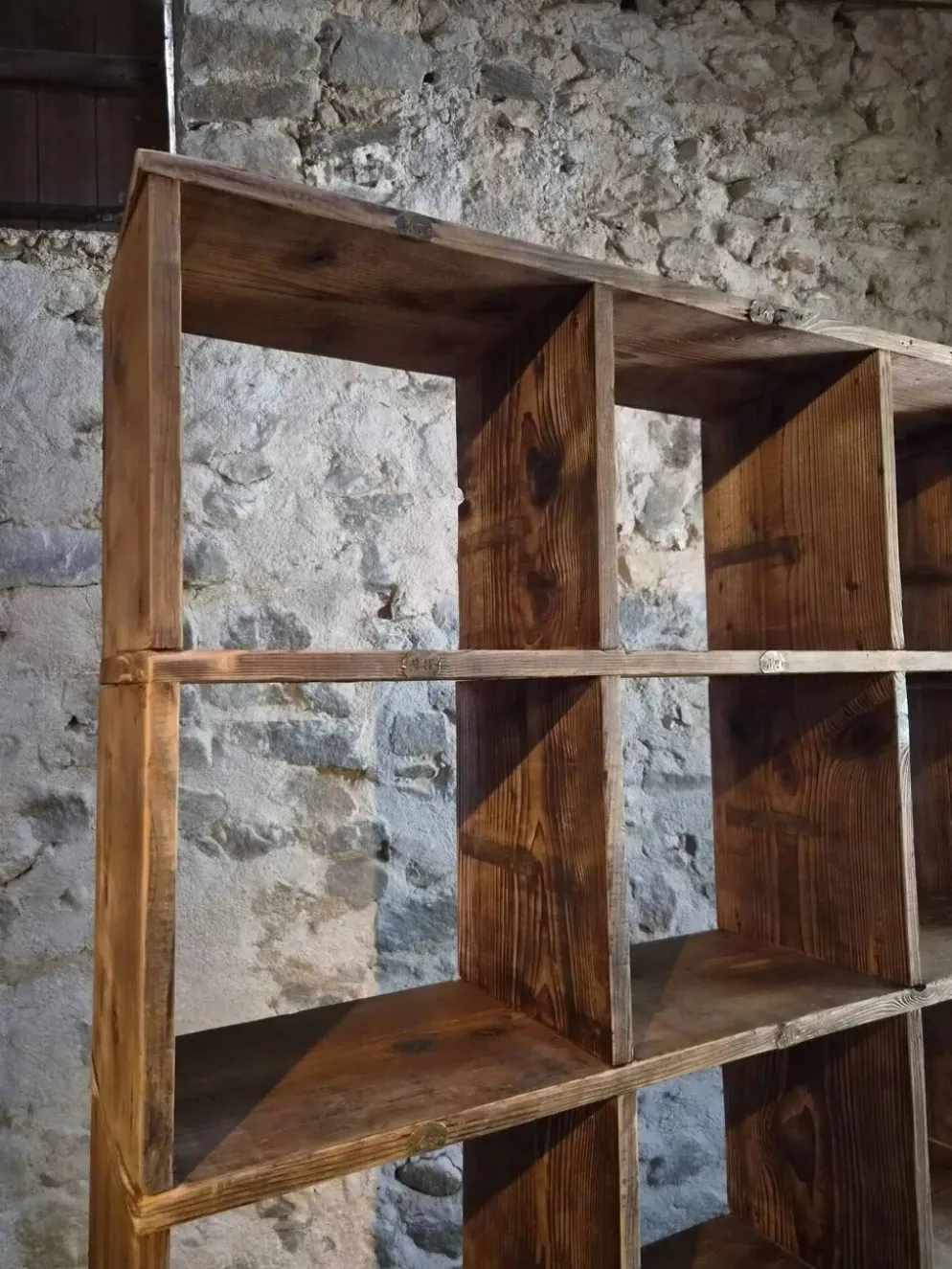 Étagère industrielle ancienne / séparateur de pièce en pin, France, début du 20ème siècle