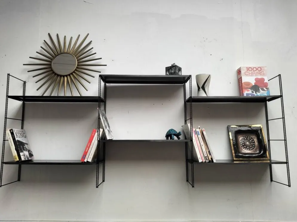 Étagère modulable en metal
