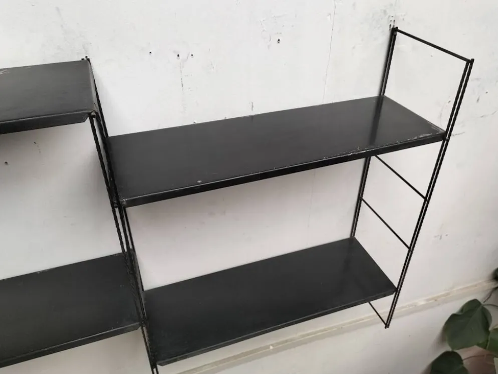 Étagère modulable en metal