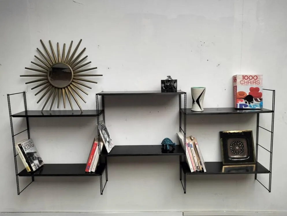 Étagère modulable en metal
