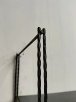 Étagère modulable en metal