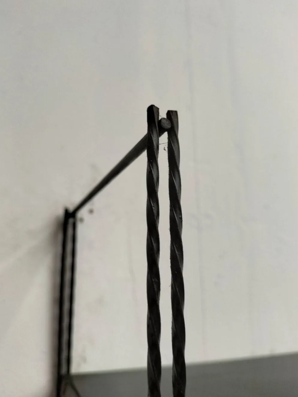 Étagère modulable en metal