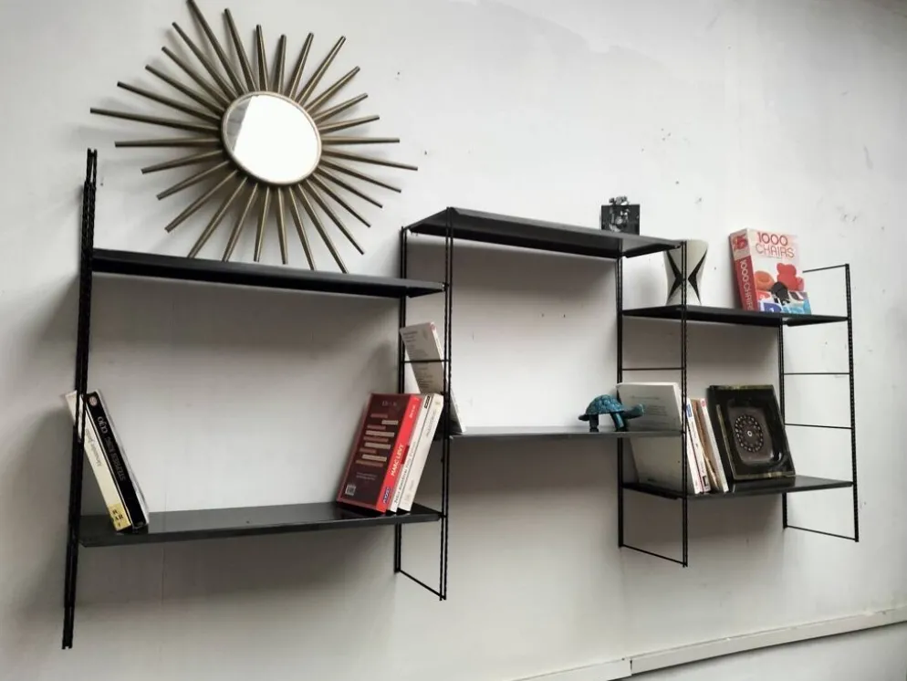 Étagère modulable en metal