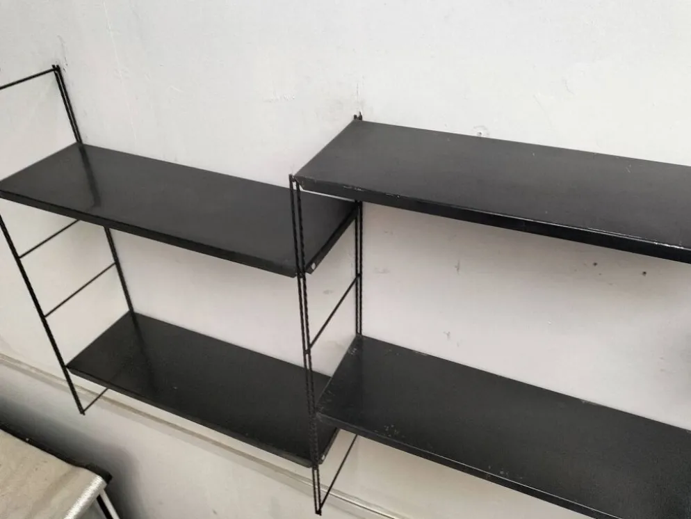 Étagère modulable en metal