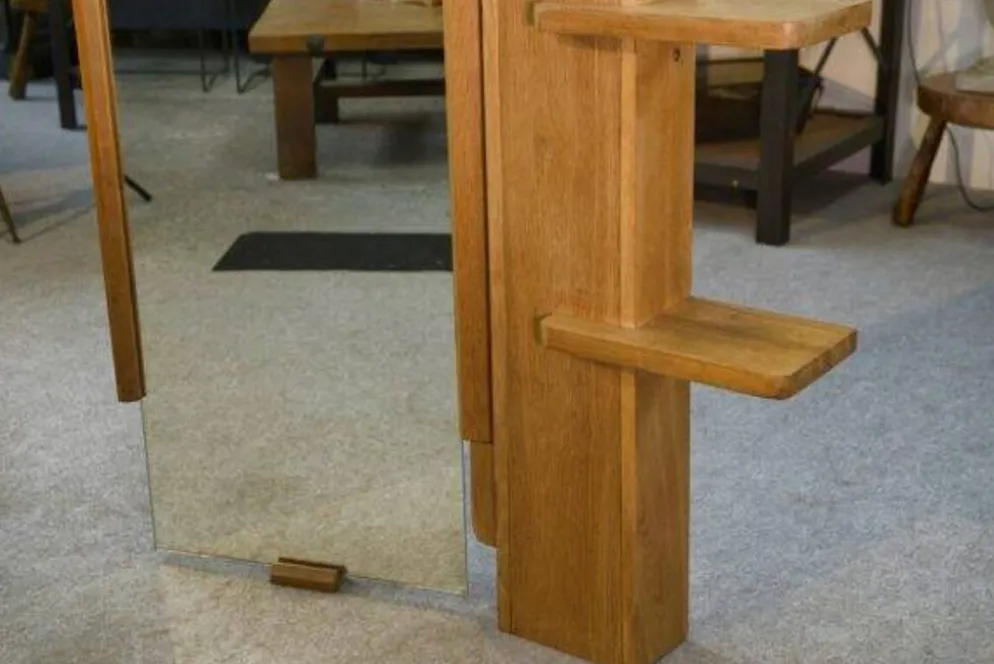 Étagère murale avec miroir orientable par Guillerme et Chambron pour Votre Maison 1960’s
