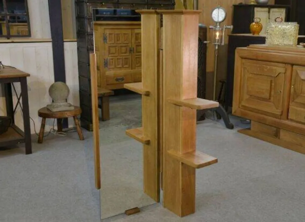 Étagère murale avec miroir orientable par Guillerme et Chambron pour Votre Maison 1960’s