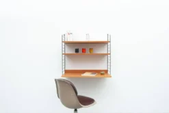 Étagère murale de bureau par Kajsa et Nisse Strinning, années 1950.
