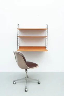 Étagère murale de bureau par Kajsa et Nisse Strinning, années 1950.