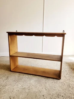 Étagère murale en bois