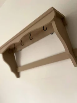 Étagère murale en bois ancien