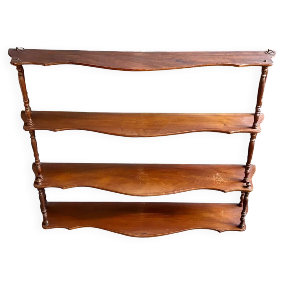 Étagère murale en bois festonné et tourné