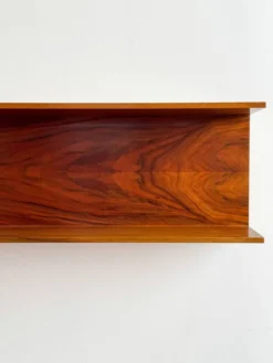 Étagère murale en noyer par Wilhelm Renz pour Walter Wirz, années 1960.