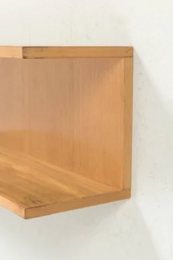 Étagère murale en placage de bois blond