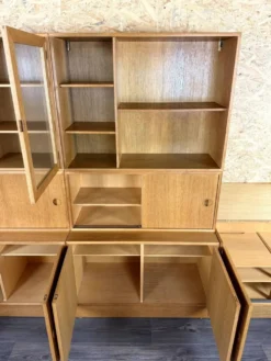 Étagère murale en teck des années 1960-1970 de HG Furniture Danemark