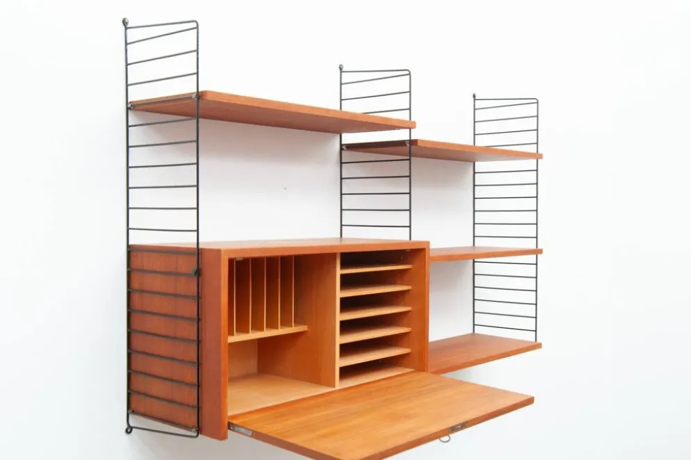 Étagère murale en teck par Kajsa et Nisse Strinning, années 1950