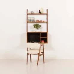 Étagère murale en teck Poul Cadovius avec un bureau, Cado années 1960.
