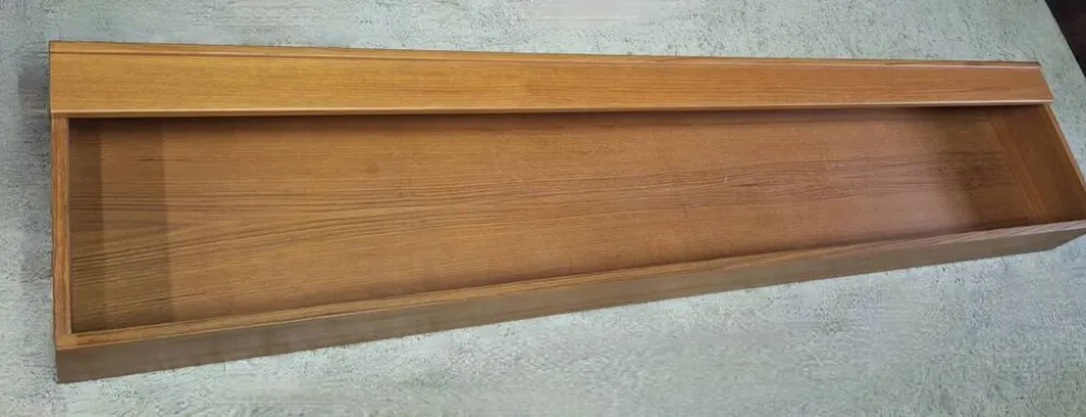 Étagère murale flottante en teck extra longue / buffet avec lumières, Danemark années 1960