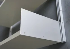 Étagère murale modèle 606 par Dieter Rams pour Vitsoe. Années 1960.