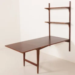 Étagère murale Poul Cadovius avec bureau extensible ou table pour Cado.