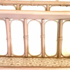 Étagère murale rotin rose poudré