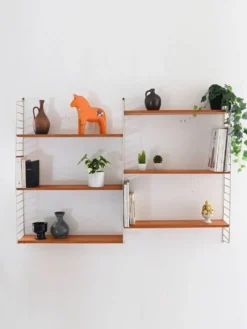 Étagère murale scandinave des années 1960 en sapin