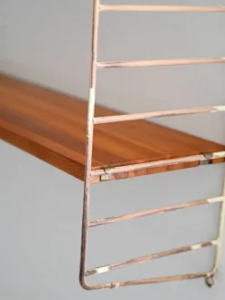 Étagère murale scandinave des années 1960 en sapin