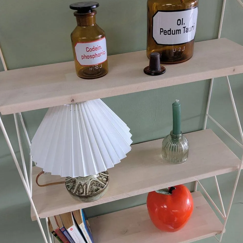 Étagère murale style string