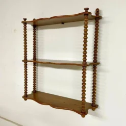 Étagère murale vintage en bois tourné, 3 niveaux