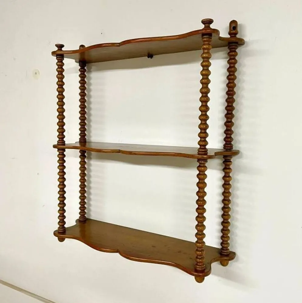 Étagère murale vintage en bois tourné, 3 niveaux