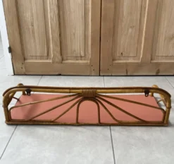 Étagère rotin années 60 plateau terracotta