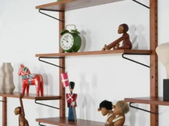 Étagères modulaires des années 1960 — Système mural en placage de teck danois